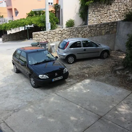With A Parking Space - Gonar, Rab - 4999 *