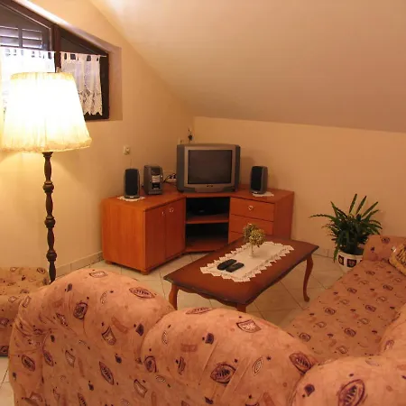 Apartment With A Parking Space - Gonar, Rab - 4999
