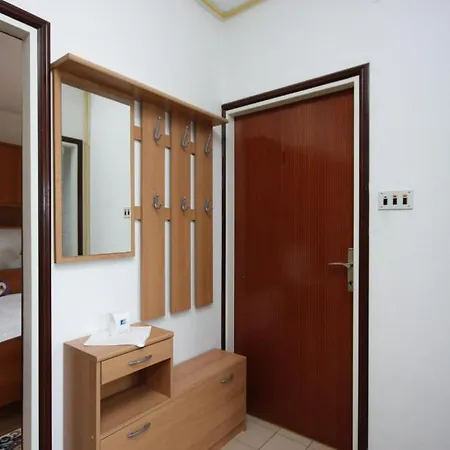 With A Parking Space - Gonar, Rab - 4999 Apartment Supetarska Draga