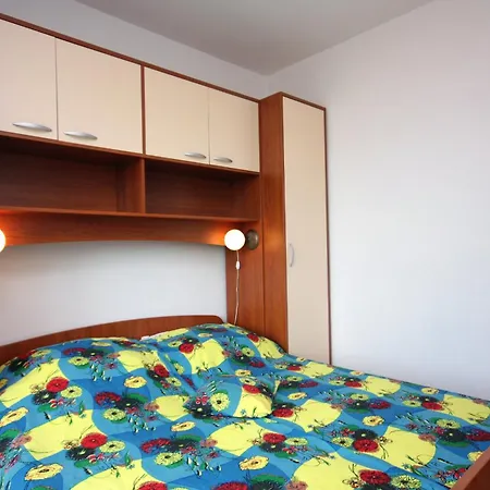 Apartment With A Parking Space - Gonar, Rab - 4999 Supetarska Draga