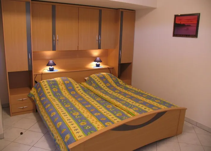 Apartman With Parking Space - Gonar, Rab - 4999 Supetarska Draga
