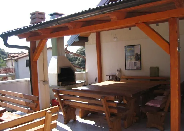 Apartman With Parking Space - Gonar, Rab - 4999
